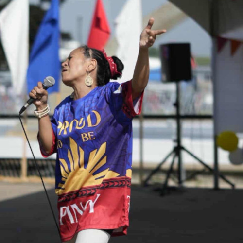 Gerda - Singer for Belleville Based Cover Band - Break The Night 